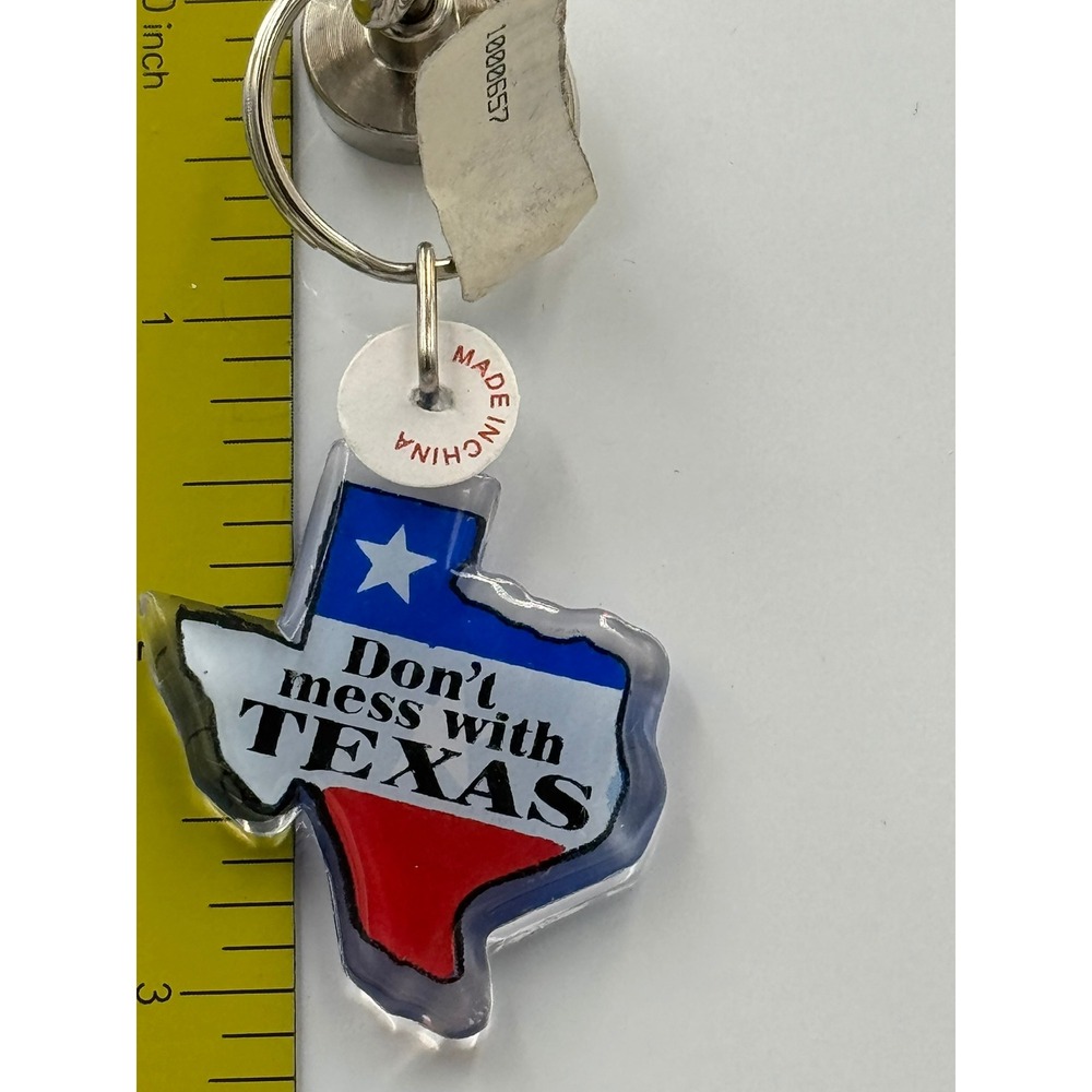 Don't Mess With Texas State Shape Acrylic Keychain Red White Blue Souvenir
